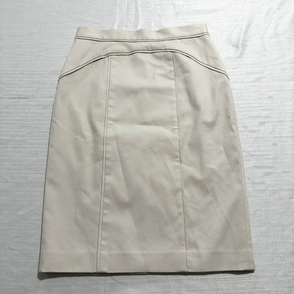 Worth Dresses & Skirts - Worth Women’s Skirt Size 2 Cream Pencil Skirt NWT